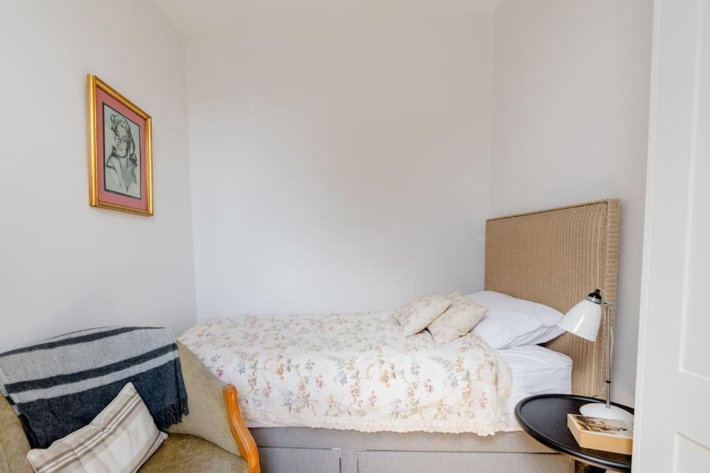 Apartment Luxury Flat On Fulham/chelsea Border