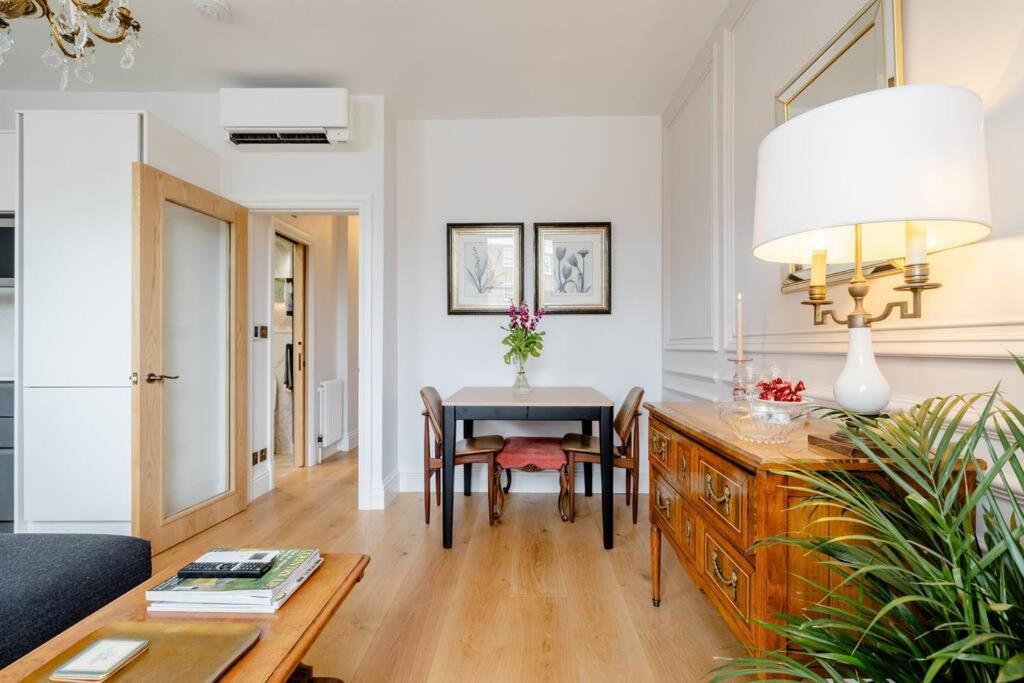 Luxury Flat On Fulham/chelsea Border London